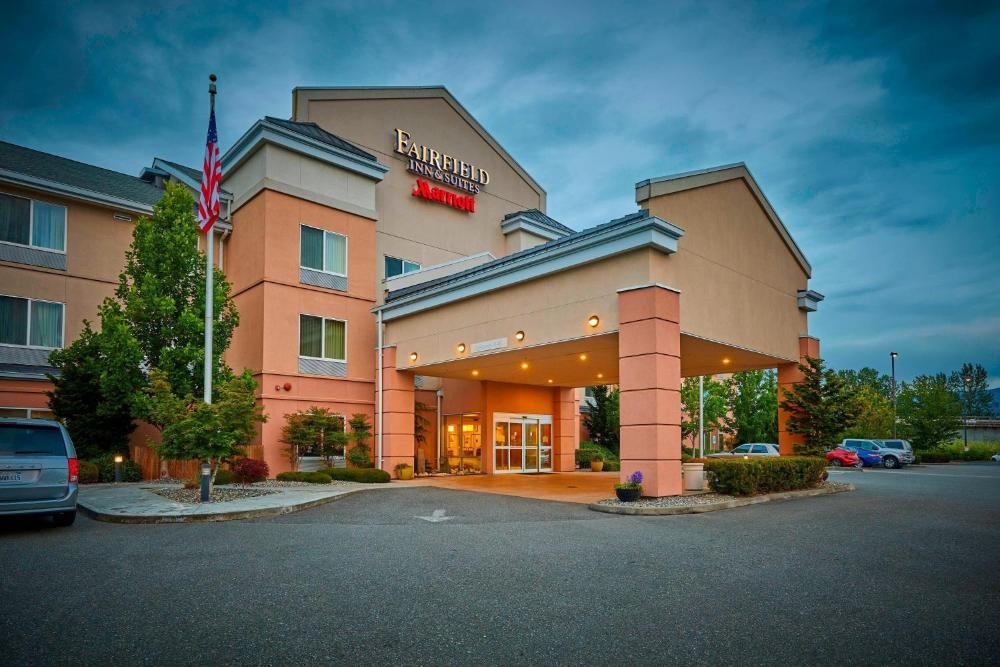 Fairfield Inn & Suites Burlington